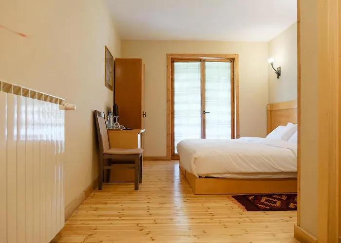 Natyral Razma Razëm