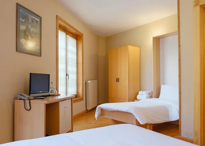 Natyral Razma 4* Razëm