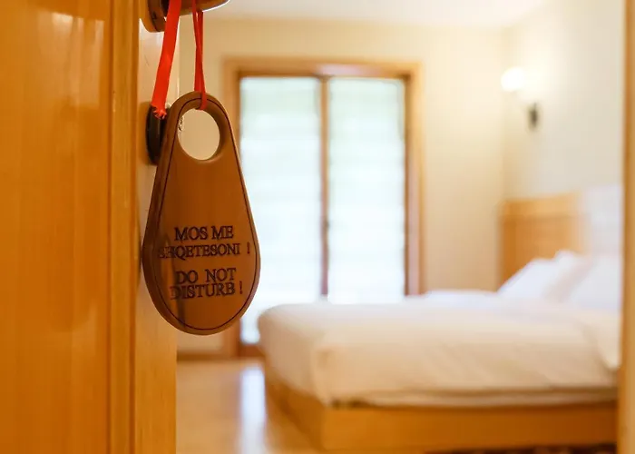 Üdülőközpont Natyral Razma 4*