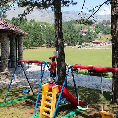 Natyral Razma 4* Razëm