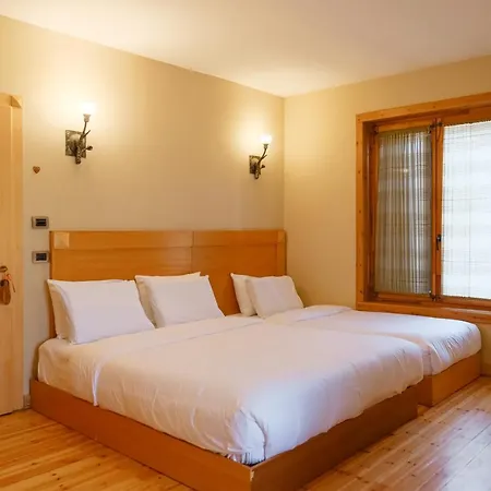 Natyral Razma Resort 4*