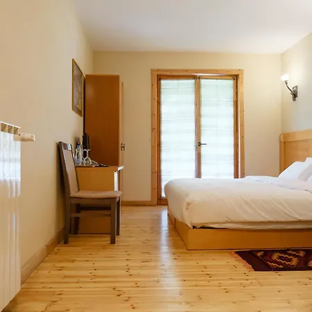 Natyral Razma Razëm