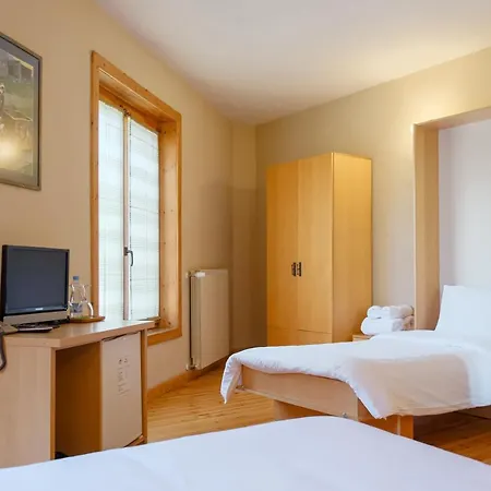 Natyral Razma 4* Razëm