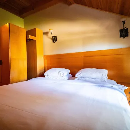 Natyral Razma 4*