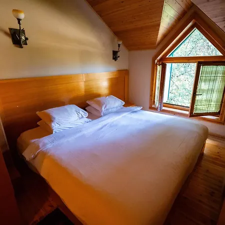 Natyral Razma Resort 4*