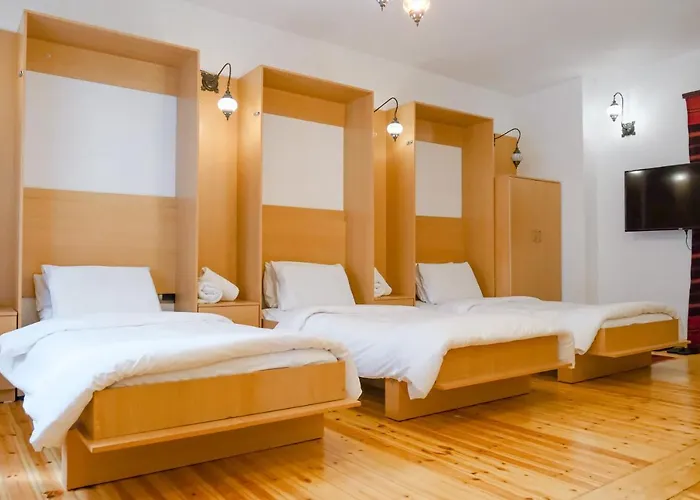 Natyral Razma 4* Razem