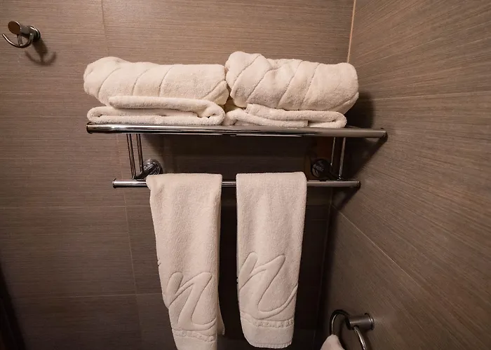 Resort Natyral Razma