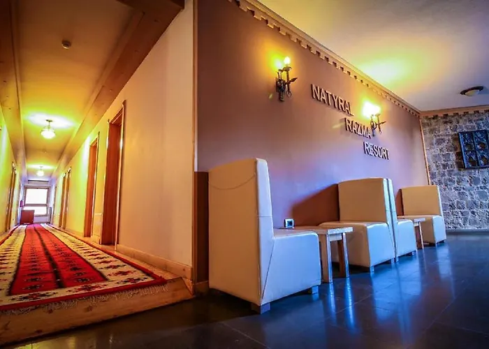 Resort Natyral Razma